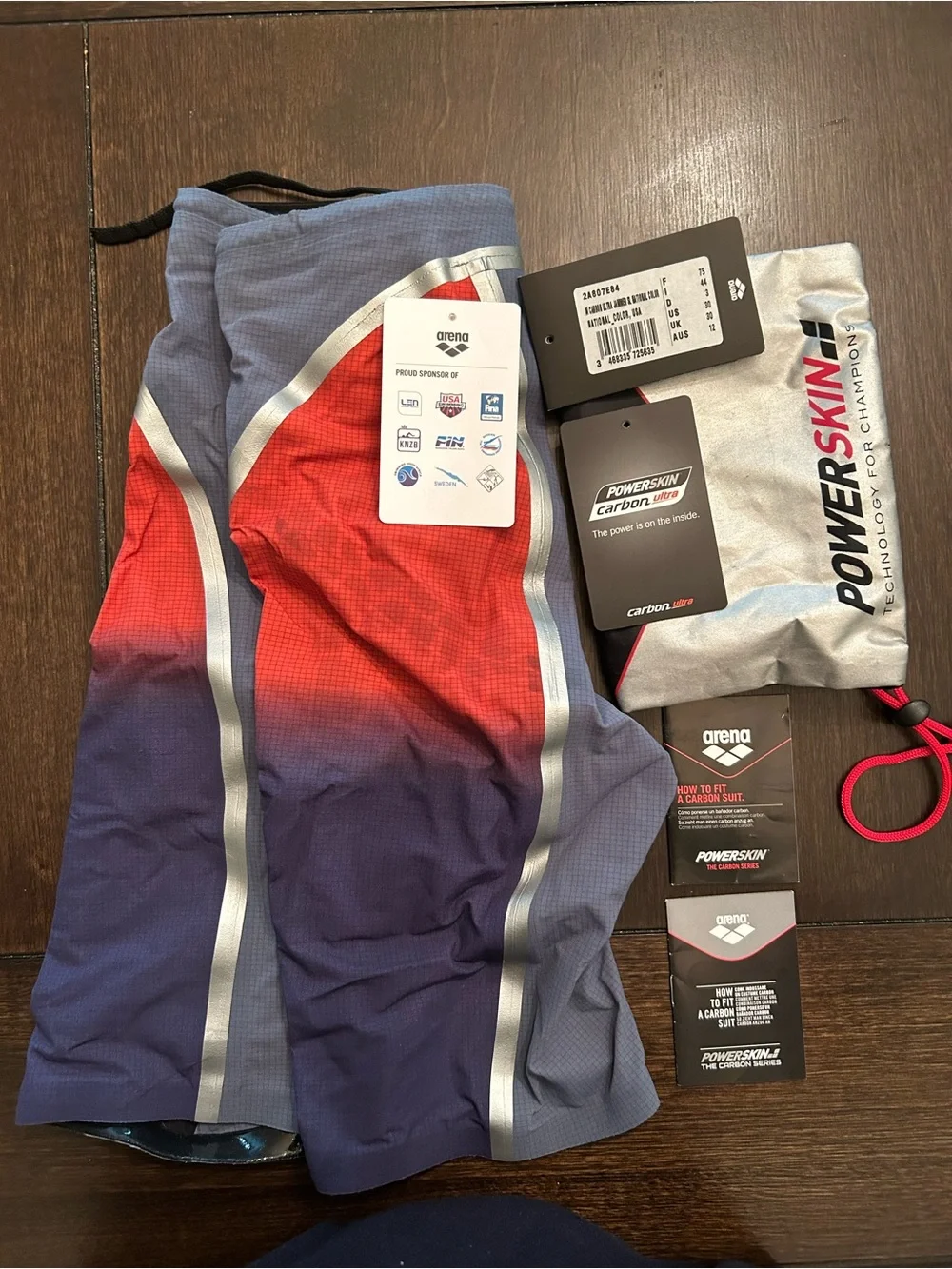 Lightly used Arena Men’s Powerskin Carbon Ultra tech suit jammer SIZE 30 / M